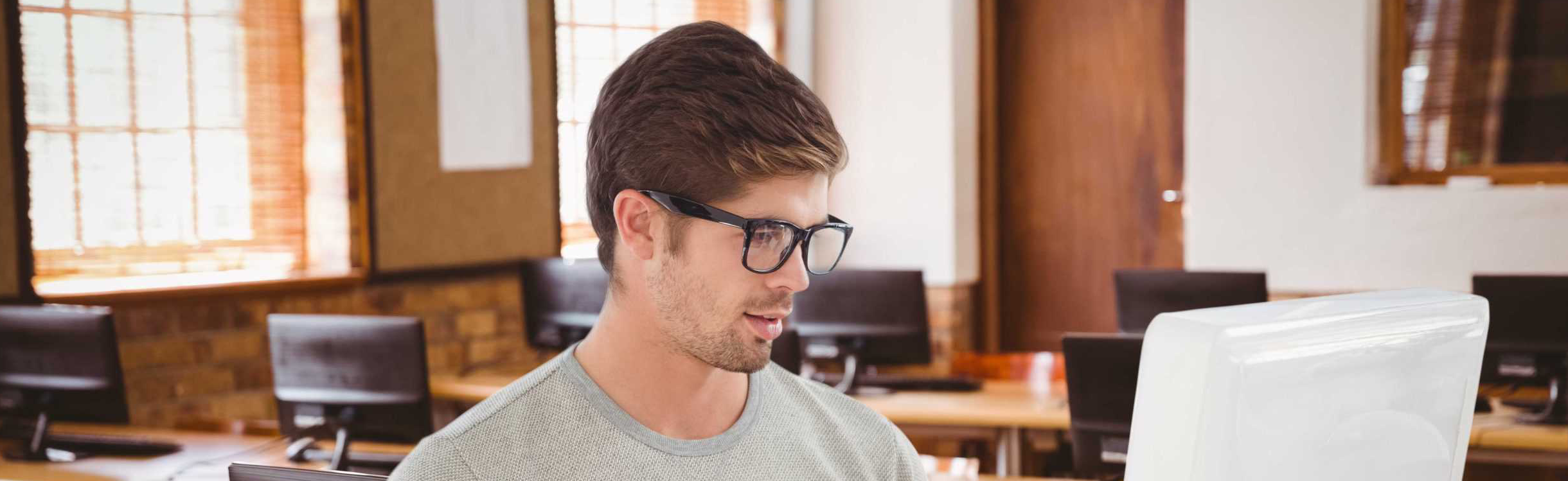 Seamlessly Manage Your Desktop Infrastructure